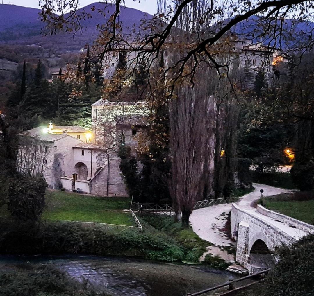 B&B dell'Osteria SantʼAnatolia di Narco Exterior foto